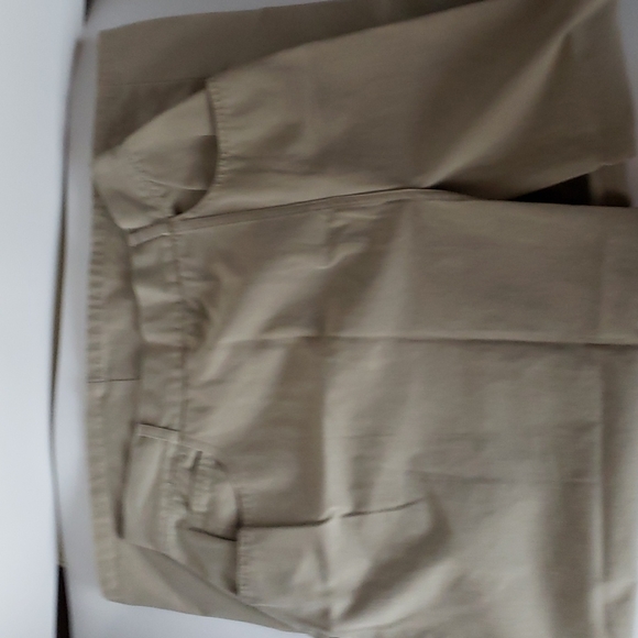 MIDI Tan Moda International skirt with high slit, size 12, runs small. Like new - Picture 7 of 8